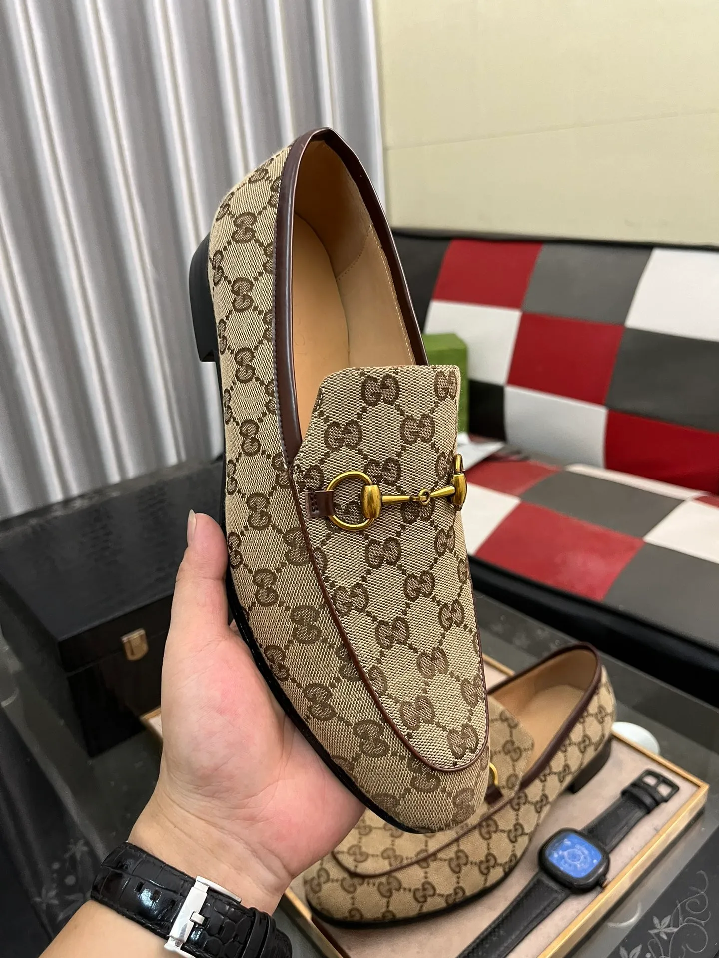 Men's men's shoes 💰500⌚️⌚️(Gucci·GUCCI) new product series ss hot new products 💢 💠 Casual leather shoes 👞, first layer of cowhide, upper hardware buckles and logo on the sides of the shoe, brand logo on the insole and sole 💠 💎Upper: 100% cowhide 💎Inner: cowhide/100% 💎Feet: cowhide/100% 💎Sole: rubber/100% 💎SIZE: 38 39 40 41 42 43 44 Can be customized 45